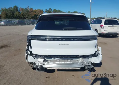 2024 Porsche Cayenne z USA, uszkodzony, nr VIN WP1AA2AY4RDA14053